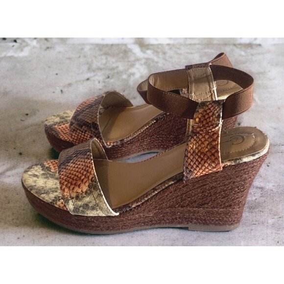 Comfort Est 1946 Womens Animal Print Platform Wedge Sandals Size 9M 4" Heel - Picture 2 of 16